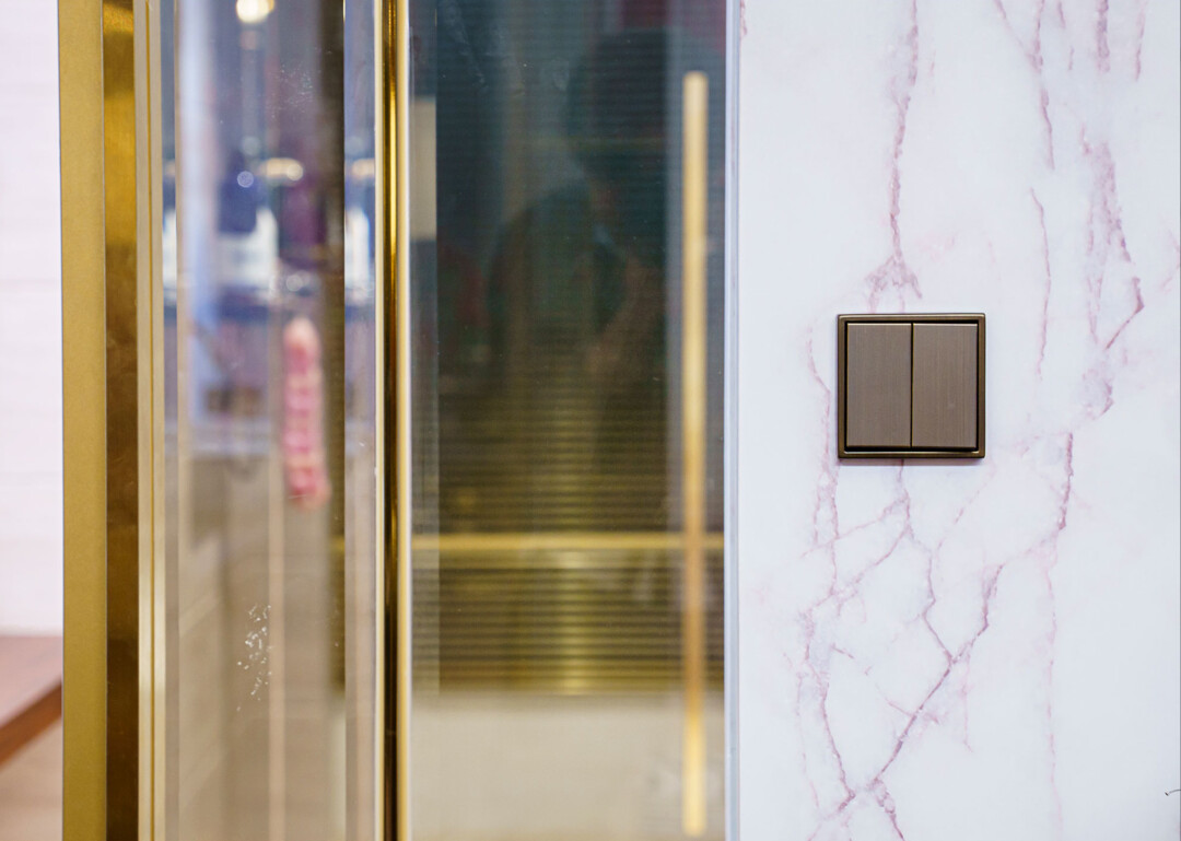 LS 990 シリーズ ダブルスイッチ メタル